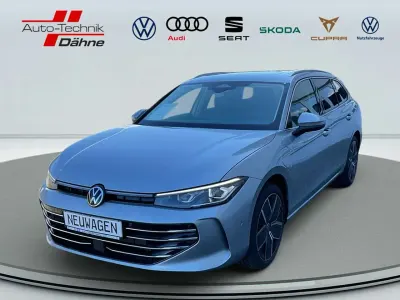 Neu VW Passat Elegance 177 PS (130 kW) 2026 Oyster silver Kombi