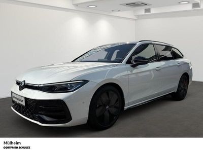 Gebraucht VW Passat R-line 193 PS (141 kW) 2025 Oryxweiß perlmutteffekt Kombi
