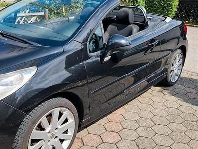 Begagnad Peugeot 207 CC 120 HK (88 kW) 2009 Svart Cab