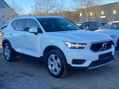 Gebraucht Volvo XC40 Momentum 150 PS (110 kW) 2019 Weiß SUV