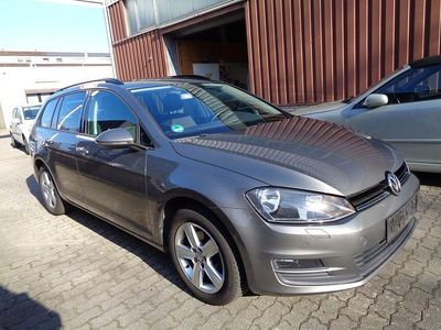 Gebraucht VW Golf VII Comfortline 122 PS (89 kW) 2014 Grau Kombi