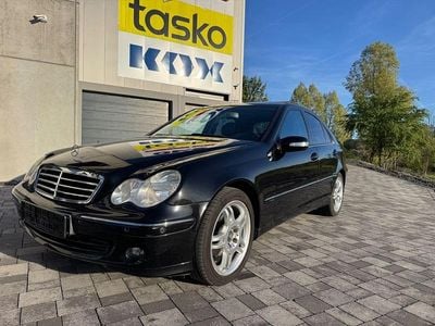 Second-hand Mercedes C200 AMG 122 CP (89 kW) 2007 Negru Berlinǎ
