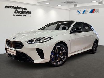 Alpinweiß uni Gebraucht 2024 BMW M135 Performance Kleinwagen | 38.300 € (Guter Preis)