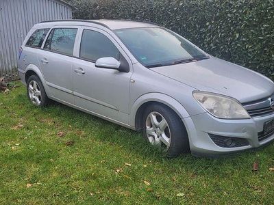 Gebraucht Opel Astra Cosmo 125 PS (91 kW) 2008 Silber Limousine