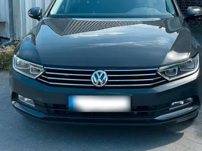 Gebraucht VW Passat 150 PS (110 kW) 2019 Grau Kombi