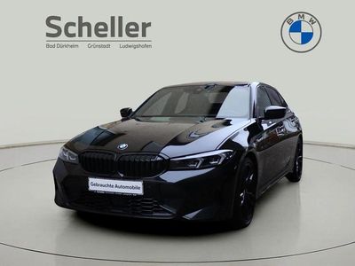Black sapphire Gebraucht 2024 BMW 330 M Sport Limousine | 42.900 € (Fairer Preis)