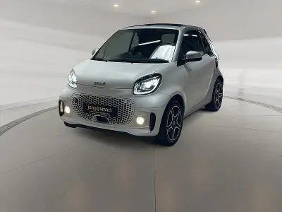 Gebraucht Smart ForTwo Electric Drive Pulse 60 kW (82 PS) 2024 Bodypanels in moon white (matt) Cabrio