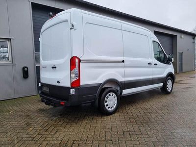 gebraucht Ford Transit 350 L2H2 2.0 TDCi 130PS Trend 3,5t 2-Sitzer Sitzheizung Ganzj.Reifen elektr. Fahrersitz elektr. Lendenw.stütze Fahrer 6x Airbag AHK Klima Navi Bluetooth DAB Frontscheibe beheizb. PDC v+h Rückf.Kamera Tempomat