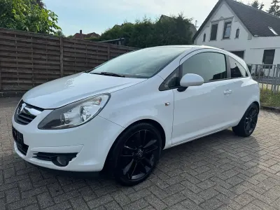 Gebraucht Opel Corsa 87 PS (63 kW) 2010 Weiß Kleinwagen