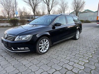 Gebraucht VW Passat Highline 211 PS (155 kW) 2012 Schwarz Kombi
