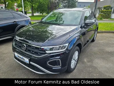 Gebraucht VW T-Roc Life 116 PS (85 kW) 2025 Schwarz SUV