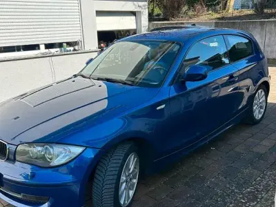 Gebraucht BMW 118 Coupé 143 PS (105 kW) 2011 Blau Coupé