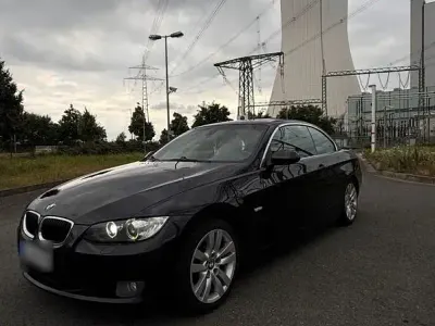 Gebraucht BMW 320 Cabriolet Sport Line 177 PS (130 kW) 2009 Schwarz Cabrio