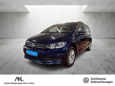 Blau Gebraucht 2022 VW Touran Comfortline Van / Kleinbus | 25.128 € (Guter Preis)
