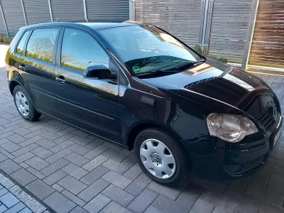Gebraucht VW Polo Comfortline 80 PS (58 kW) 2009 Schwarz Kleinwagen