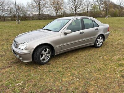 Gebraucht Mercedes C220 Classic 150 PS (110 kW) 2006 Beige Limousine