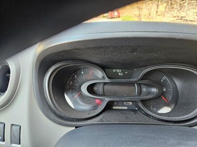 Grau Gebraucht 2017 Renault Trafic Komfort Van / Kleinbus | 10.000 € (Guter Preis)