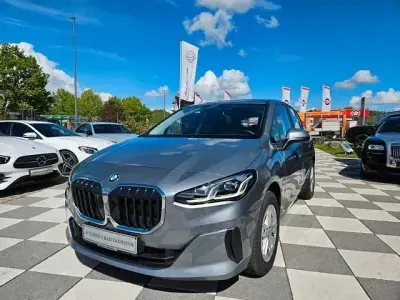 Gebraucht BMW 218 Active Tourer Performance 150 PS (110 kW) 2023 Grau Van / Kleinbus