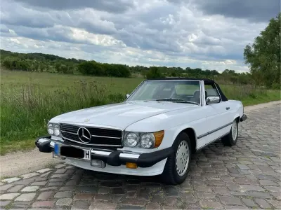 Używany Mercedes 560 227 KM (166 kW) 1986 Biały Kabriolet
