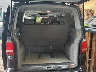 Gebraucht VW Transporter Highline 179 PS (131 kW) 2010 Schwarzkeine angabe Van