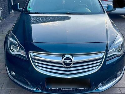 Gebraucht Opel Insignia 140 PS (102 kW) 2015 Grün Kombi