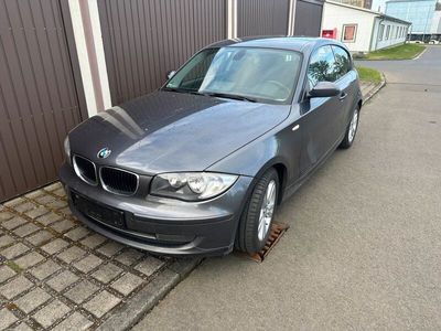 gebraucht BMW 120 D Checkheft