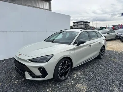 Neu Cupra Leon 150 PS (110 kW) 2025 Magnet grau s7s7 Limousine
