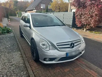 Gebraucht Mercedes R500 421 PS (309 kW) 2007 Silber Kombi