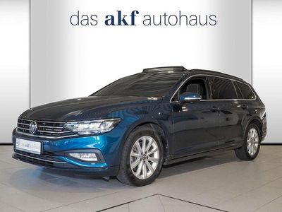Usata VW Passat Business 150 CV (110 kW) 2024 Blu Station wagon