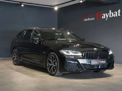 Gebraucht BMW 530e M Sport 292 PS (214 kW) 2023 Schwarz Limousine