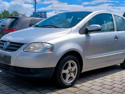 Gebraucht VW Fox Refresh 55 PS (40 kW) 2009 Silber Kleinwagen