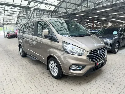 Gebraucht Ford Tourneo Titanium X 170 PS (125 kW) 2023 Silber Van / Kleinbus