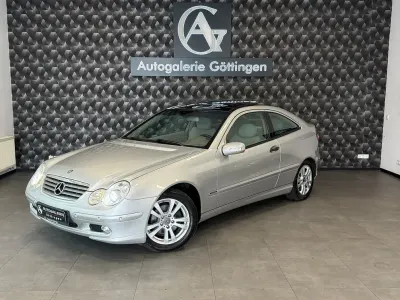 Gebraucht Mercedes C180 143 PS (105 kW) 2003 Silber Coupé