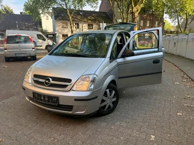 Gebraucht Opel Meriva 101 PS (74 kW) 2004 Silber Van / Kleinbus