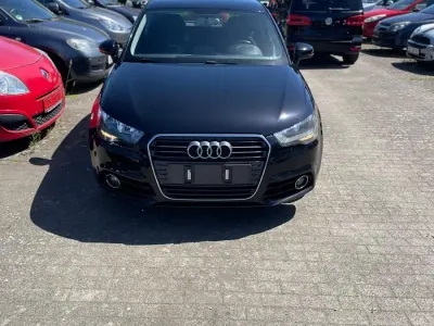 Gebraucht Audi A1 105 PS (77 kW) 2010 Schwarz Kleinwagen