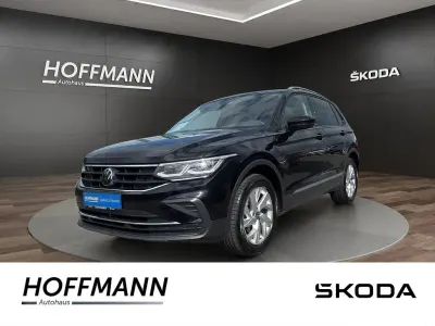 Gebraucht VW Tiguan Active 150 PS (110 kW) 2022 Schwarz SUV