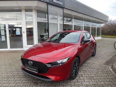 Neu Mazda 3 Homura-Line 140 PS (102 kW) 2025 Soul red crystal m Limousine