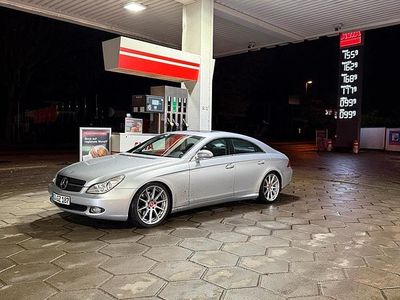 Gebraucht Mercedes CLS350 272 PS (200 kW) 2005 Grau Limousine