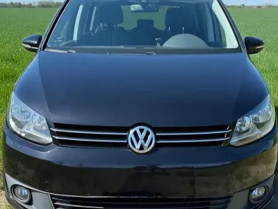 Gebraucht VW Touran Match 105 PS (77 kW) 2012 Van / Kleinbus