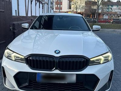 Gebraucht BMW 330e 292 PS (214 kW) 2022 Weiß Limousine