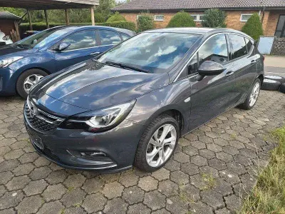 Gebraucht Opel Astra Innovation 150 PS (110 kW) 2016 Grau Limousine