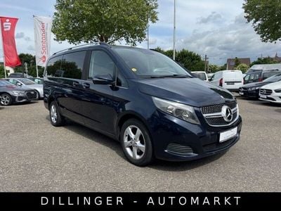 Mercedes V220