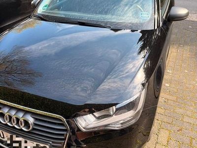 Gebraucht Audi A1 Attraction 90 PS (66 kW) 2012 Schwarz Kleinwagen