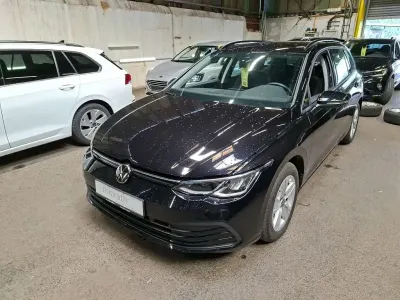 Gebraucht VW Golf VIII Life 116 PS (85 kW) 2024 Schwarz Kombi