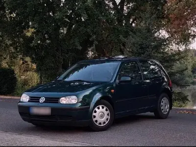 Gebraucht VW Golf III Basis 75 PS (55 kW) 1998 Grün Kleinwagen