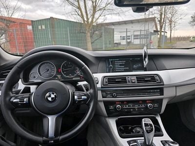 Gebraucht BMW 530 258 PS (189 kW) 2011 Kombi