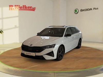 Gebraucht Skoda Octavia RS 265 PS (194 kW) 2025 Moonweiß perleffekt Kombi