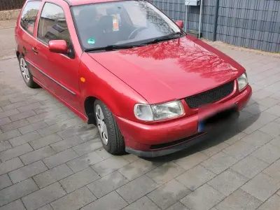 Gebraucht VW Polo 60 PS (44 kW) 1996 Rot Kleinwagen