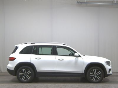 Mercedes GLB200