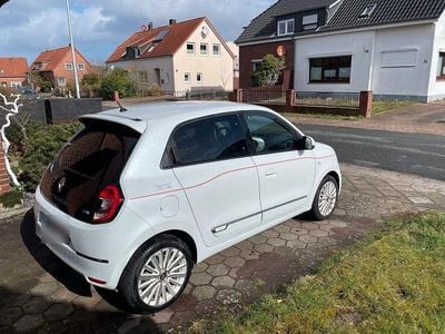 Second-hand Renault Twingo Vibes 60 kW (82 CP) 2020 Alb Hatchback